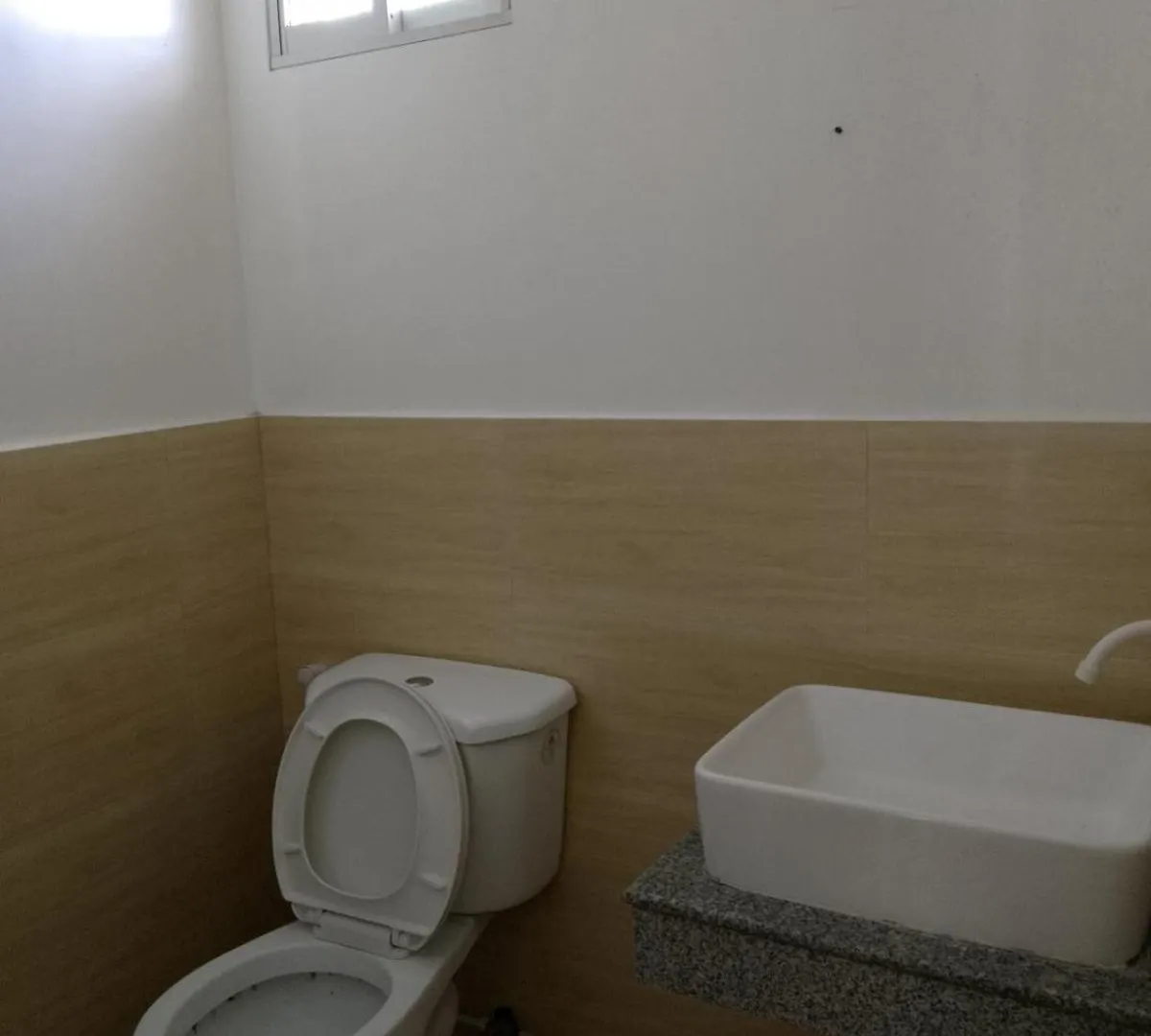 Heartland Hotel Serviced Rooms & Apartments. Panglao