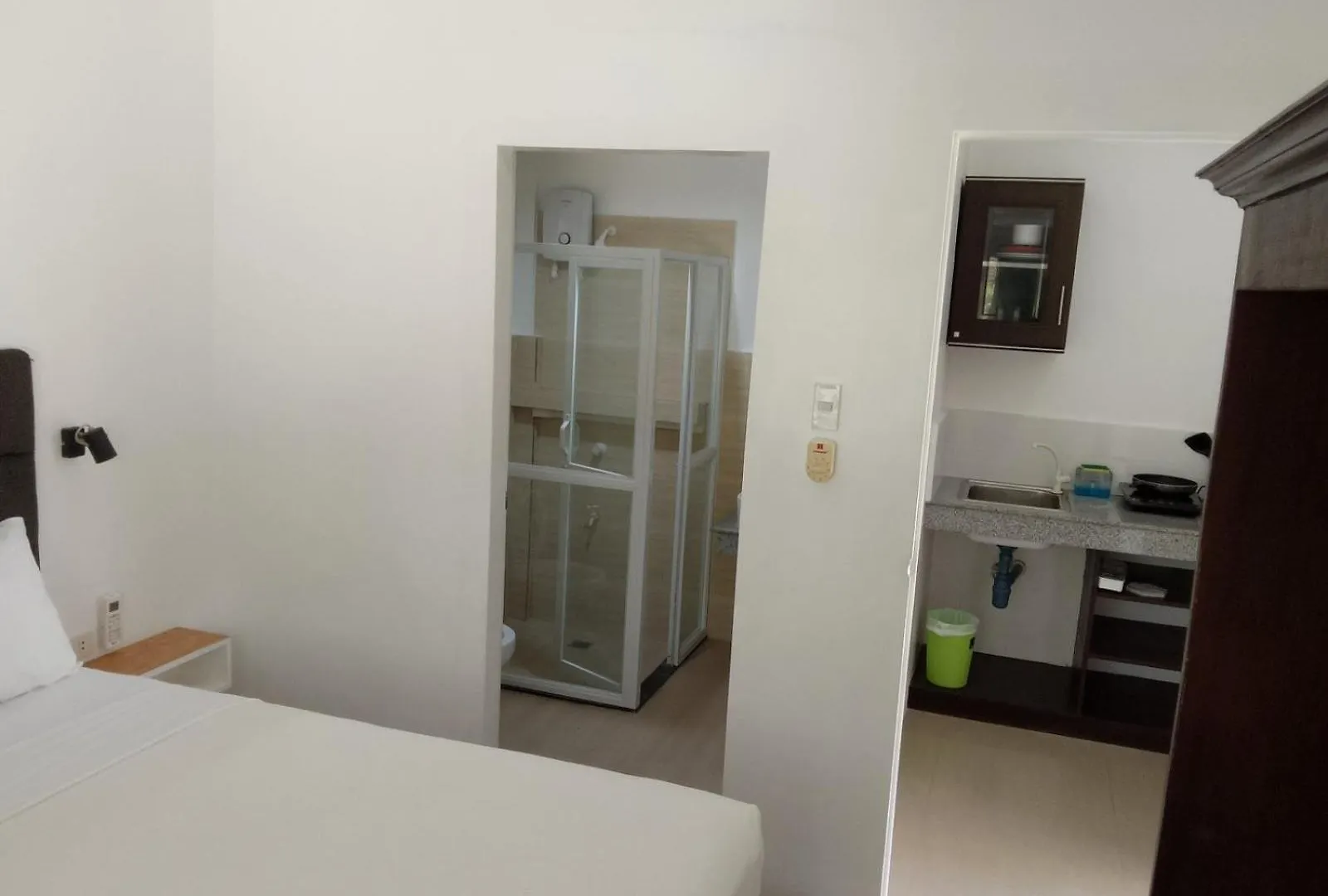**  Heartland Hotel Serviced Rooms & Apartments. Panglao Philippines