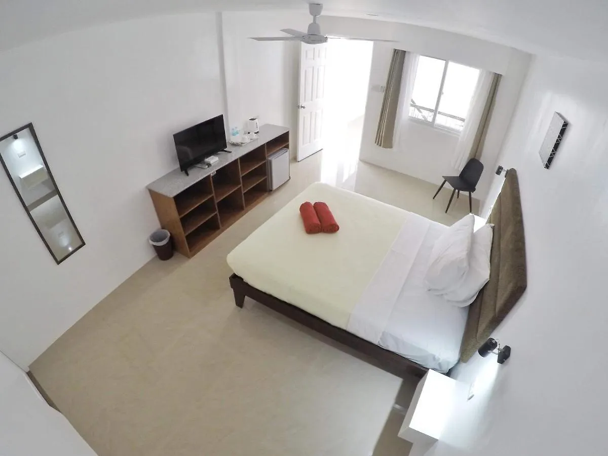 Heartland Hotel Serviced Rooms & Apartments. Panglao