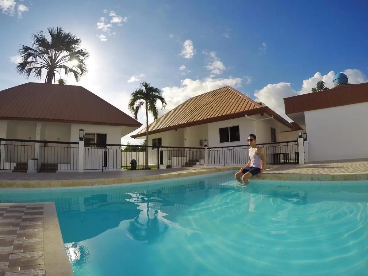 Heartland Hotel Serviced Rooms & Apartments. Panglao