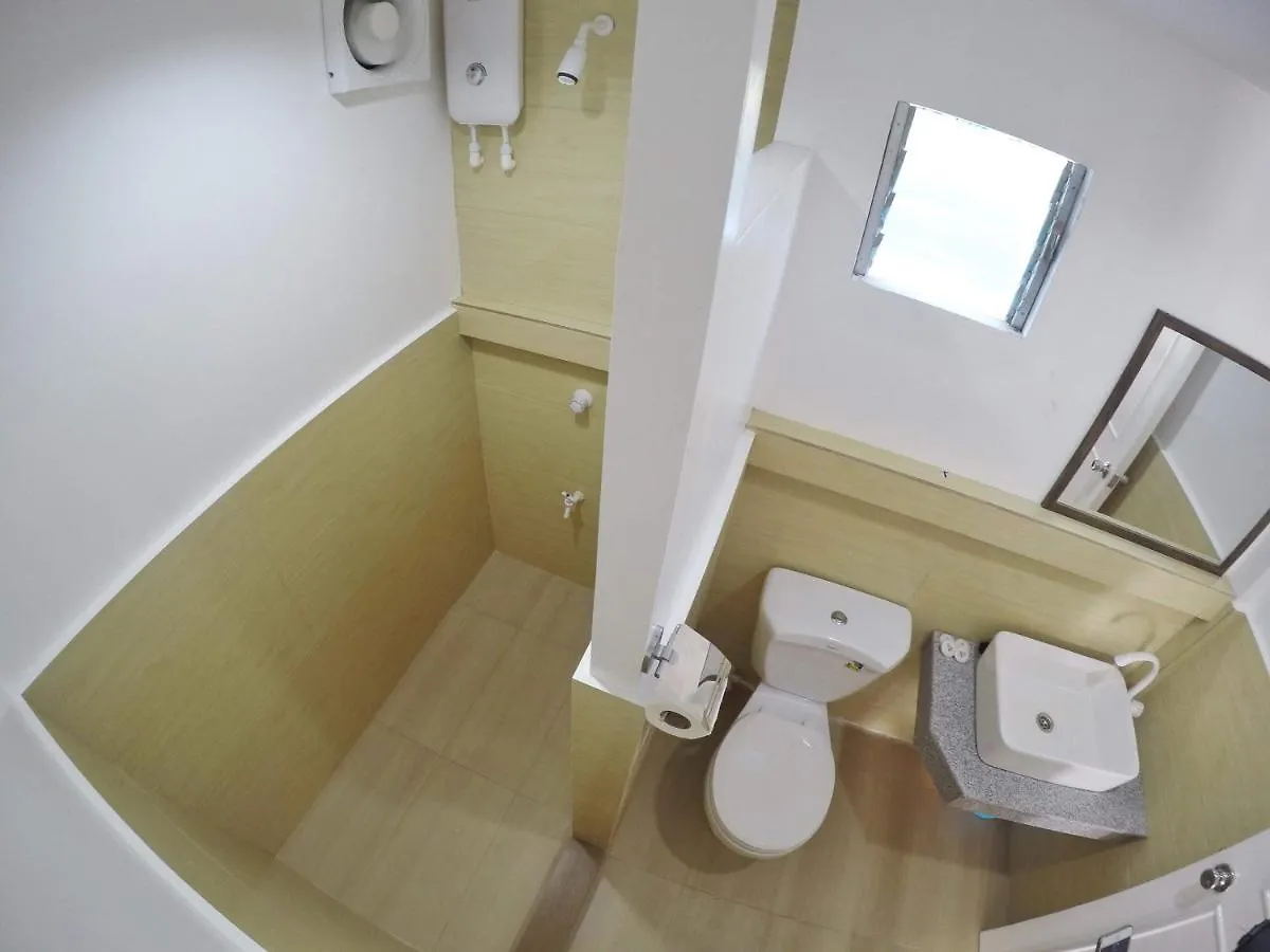 Heartland Hotel Serviced Rooms & Apartments. Panglao 2*,